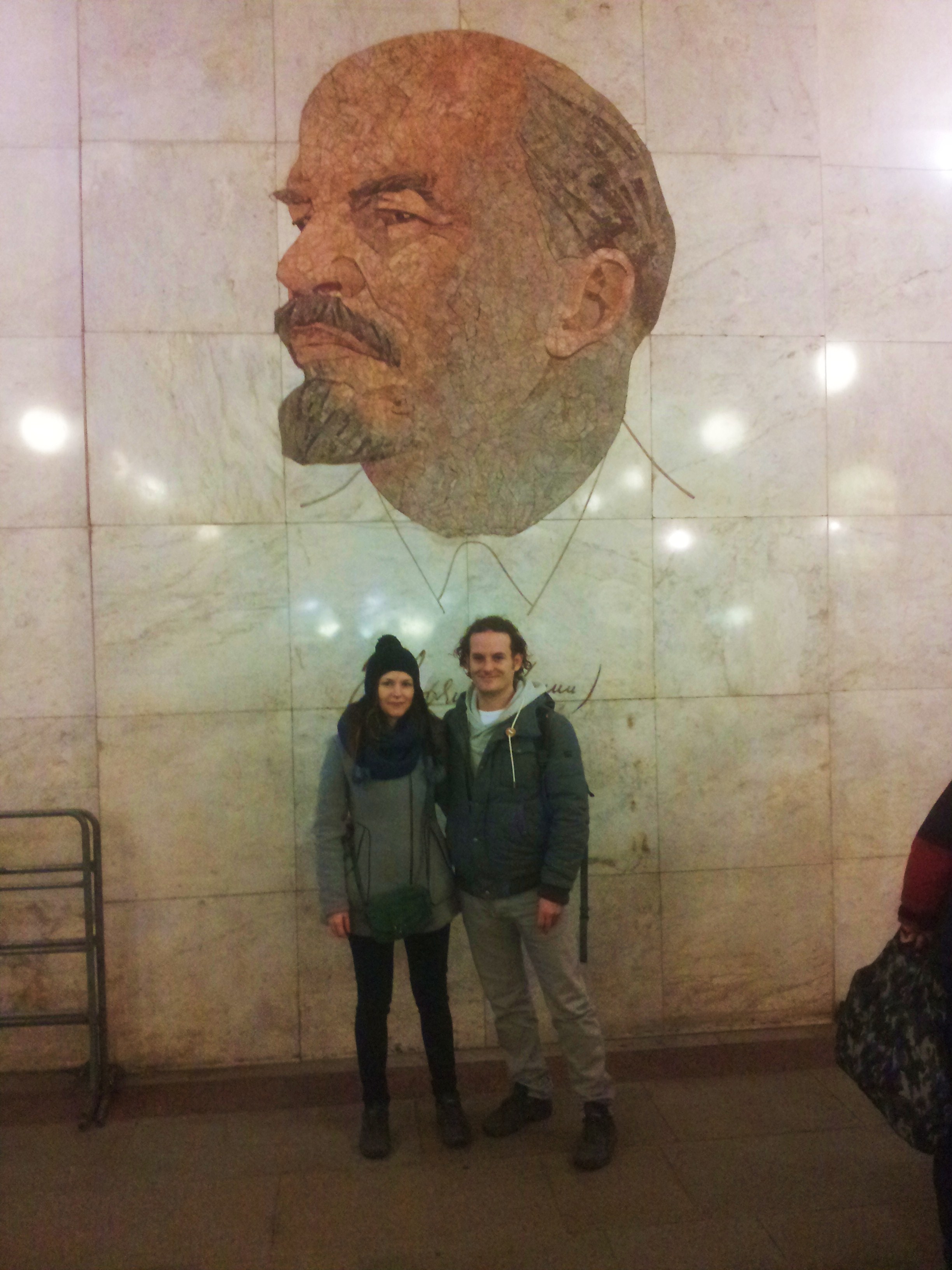 Leninportret in een metrostation