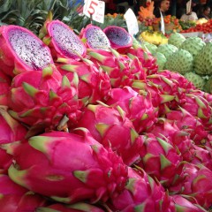 Pitaya-vruchten op een markt in Jeruzalem